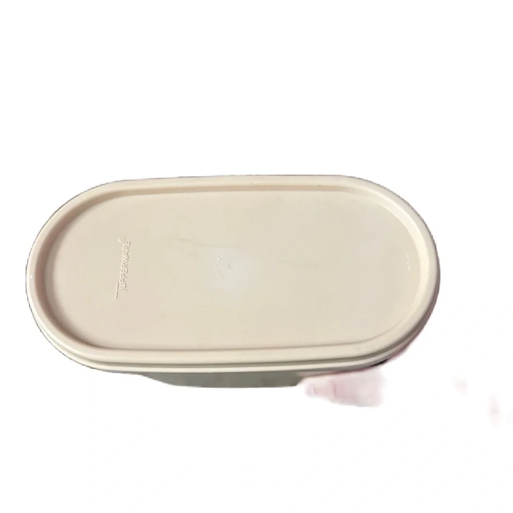Tupperware White Storage Container Cream Food Cereal Snack Vintage